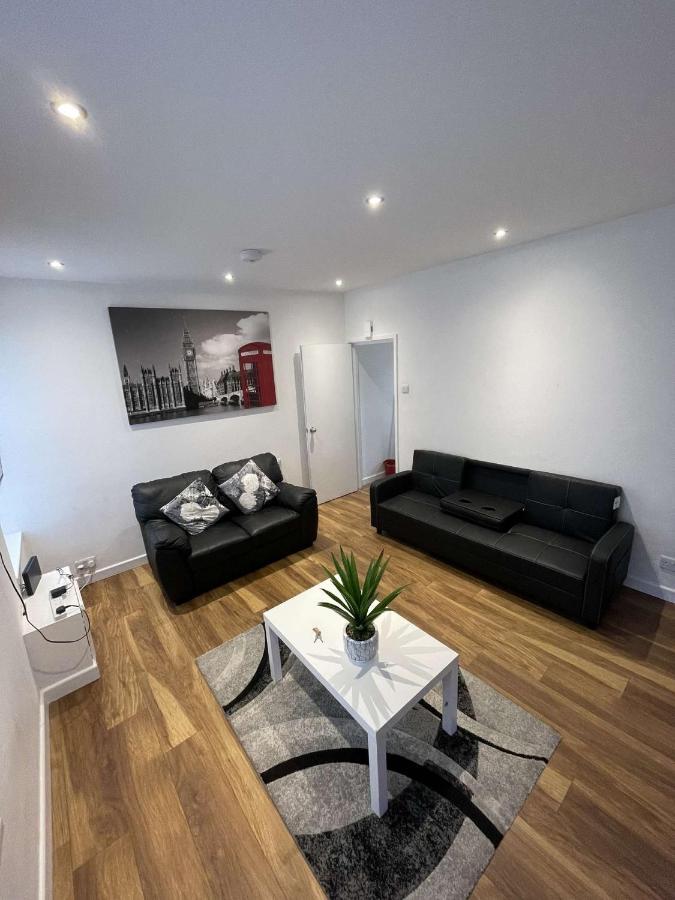Central Serviced Apartments - Two Bedroom Apartment Cardiff Dış mekan fotoğraf